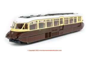7D-011-002 Dapol Streamlined Railcar number 10 in GWR Chocolate  Cream livery with GWR Shirtbutton