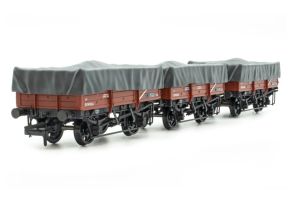 ACC3082 Accurascale 13 Ton Clay Wagon Triple Pack - Flat Hood