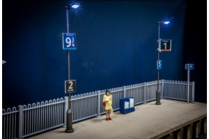 DML-MPS DCC Concepts Modern Station Platform Signs Value Pack