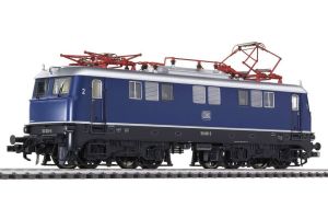 L132522 Liliput Class E10 Electric Locomotive number E 110 001-5 in DB livery