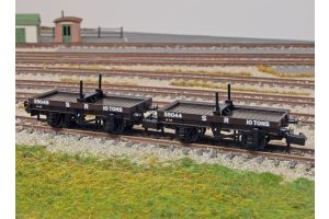 NR1152S Peco 4 Wheel Bolster Wagon Twin Pack - SR