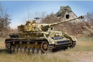 PKAY13528 Academy German Army Panzer IV Ausf H Late Medium Tank