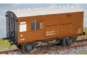PS109 Parkside Dundas LNER Horse Box Wagon Kit