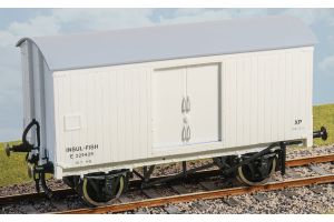 PS37 Parkside Dundas LNER 10 Ton Fish Van Kit with recessed doors