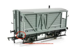 SB003-002 LSWR Road Van Buffer Shank - Black - round shank