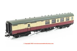 376-276A Graham Farish LNER Thompson Brake Third Corridor Coach number E1917E in BR Crimson  Cream livery