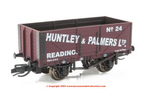 TTR-7010P Peco 7 Plank Open Wagon - number 24 - Huntley  Palmer
