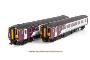 GM2210901 Dapol Class 156 2 Car Sprinter DMU number 156 919 in East Midlands Regional livery