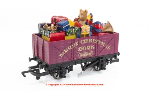 R60316 Hornby Christmas Wagon 2025