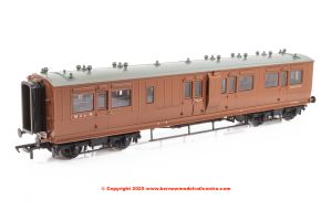 39-881 Bachmann LNWR 50ft Arc Roof Brake Third Corridor Coach number 82001 - MGN Brown