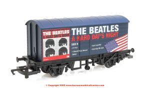 R60302 Hornby The Beatles Hard Days Night US and UK Album Covers