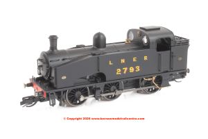 TT3025M Hornby J50 Class 0-6-0T Steam Loco number 2793 in LNER Black livery - Era 3
