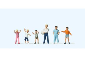 14120 Preiser Children Playing Ball